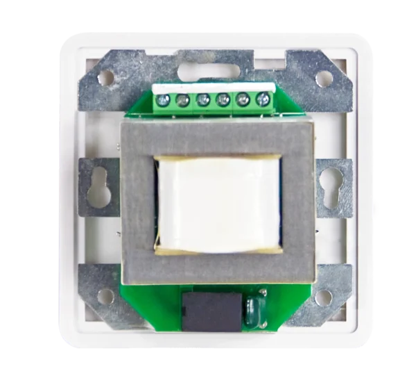 VC3102 back 600x554